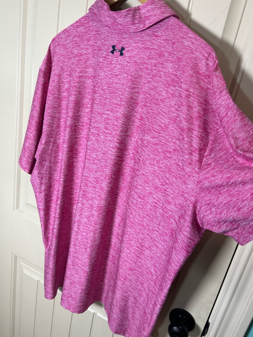 Under Armour Men’s Heatgear LooseFit Pink Polo Shirt Short Sleeve Golf 2XL - Picture 5 of 8